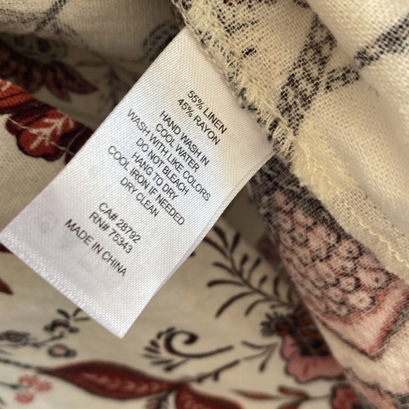 Joie women’s M floral print button down linen blend top - Picture 3 of 5